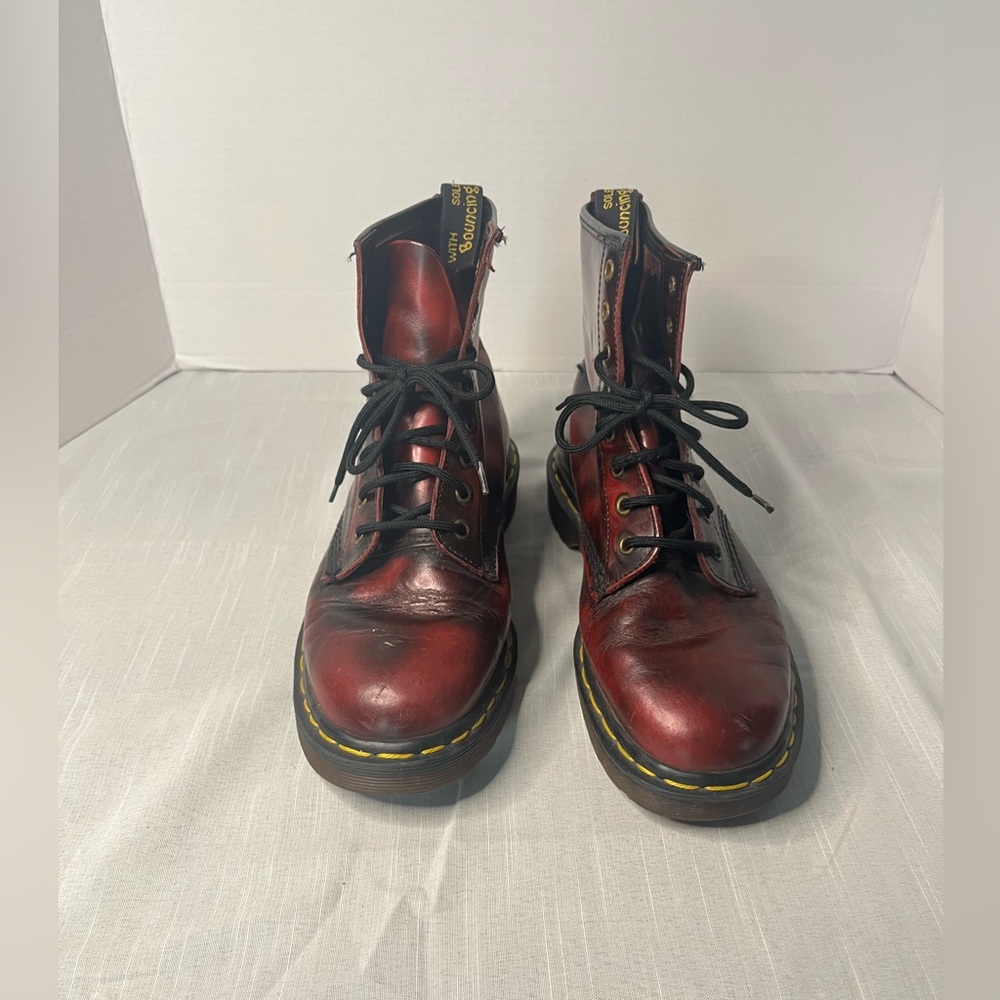 Dr. Martens Vintage Lace-Up Leather Boots in Cherry Red Size 8.5-9/M7